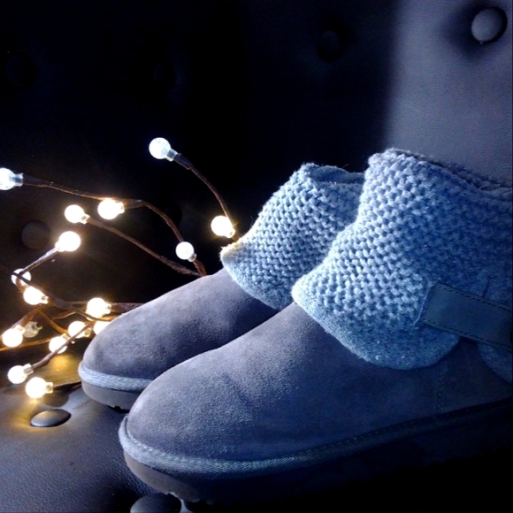 Woman's Knit Shiana Ugg Boots size 6 NWOT - Picture 5 of 10